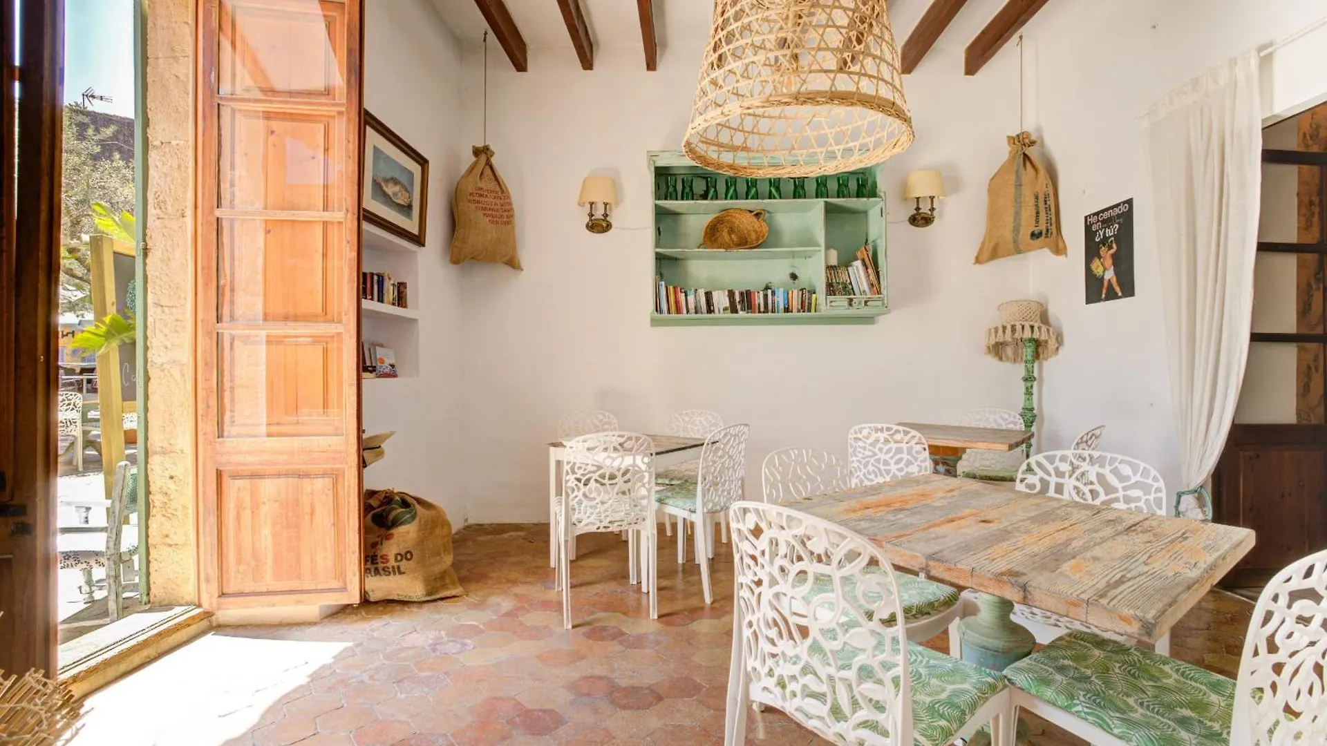Guest house Hotelet Can Oms Picasso By Rentallorca Petra  Spain